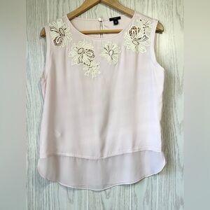 Ann Taylor Blush Pink Floral Embellished Top Blouse Size MP